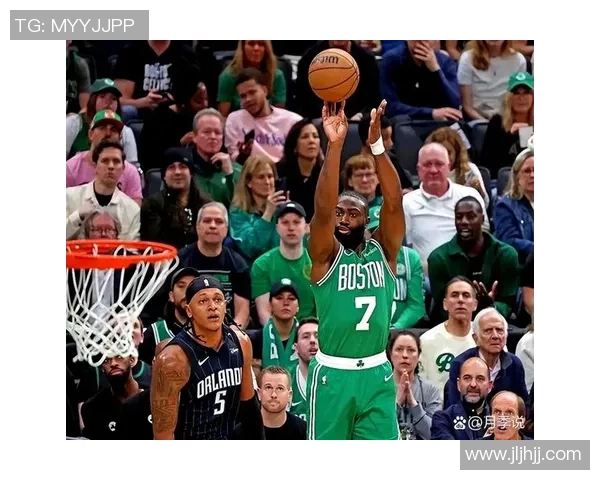 凯尔特人前锋乔登-布朗因伤将缺席接下来两场比赛:球队面临挑战与机遇