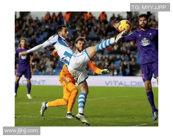 西甲球队欲挖角英超金靴，转会传闻引发热议